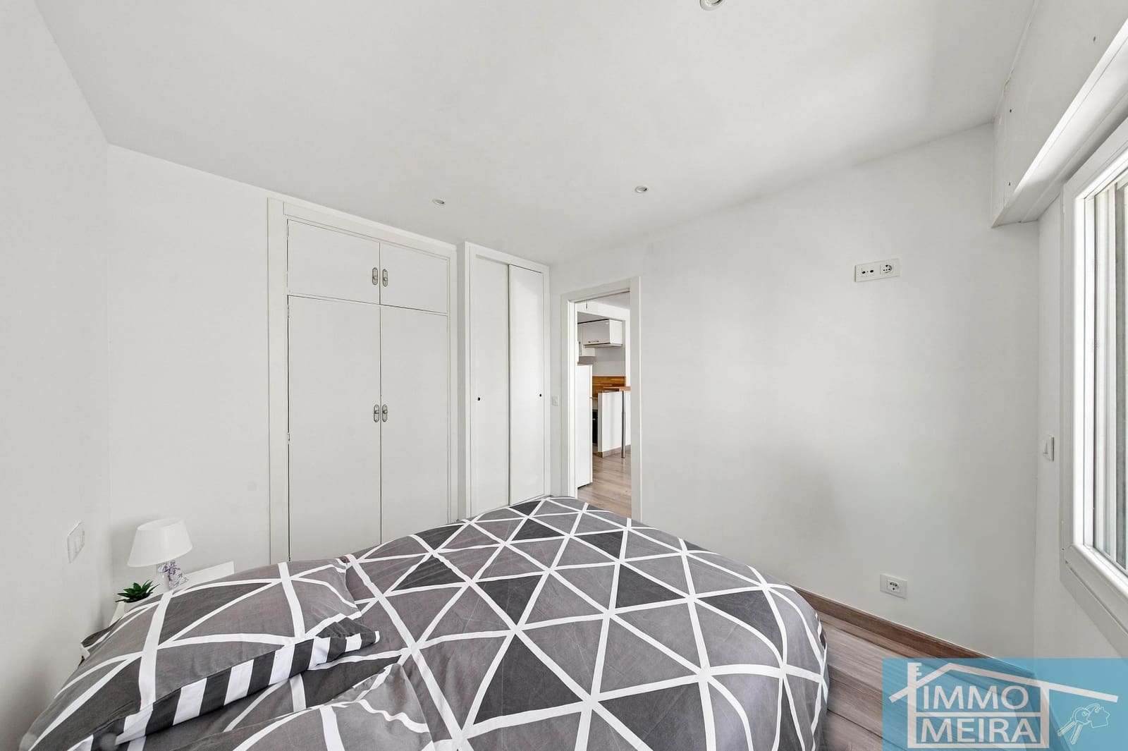 2 bedroom Apartment for sale in Roses with pool garage - € 235,000 (Ref: 10036345)