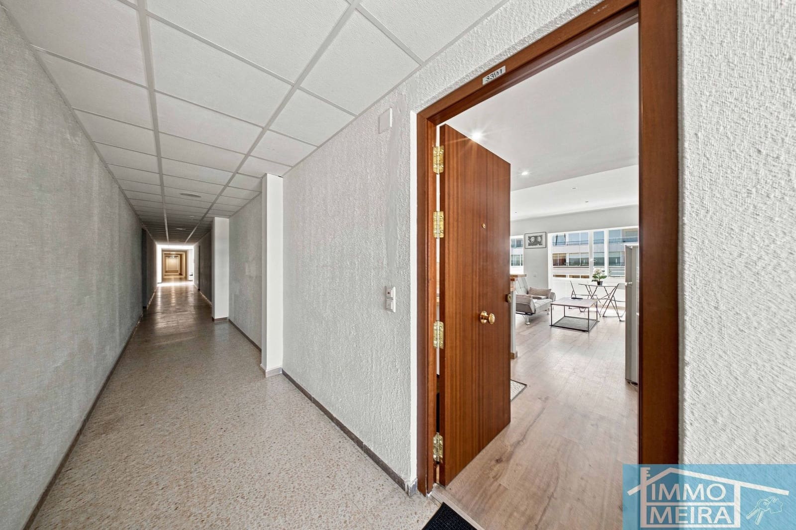 2 bedroom Apartment for sale in Roses with pool garage - € 235,000 (Ref: 10036345)