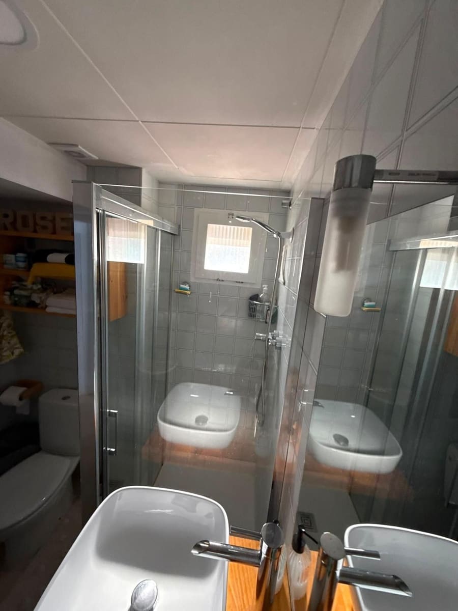 2 soverom Leilighet til salgs i Roses med garasje - € 265 000 (Ref: 10048738)