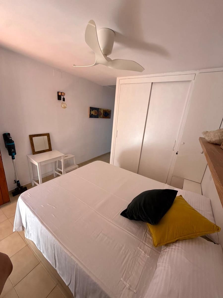 2 soverom Leilighet til salgs i Roses med garasje - € 265 000 (Ref: 10048738)