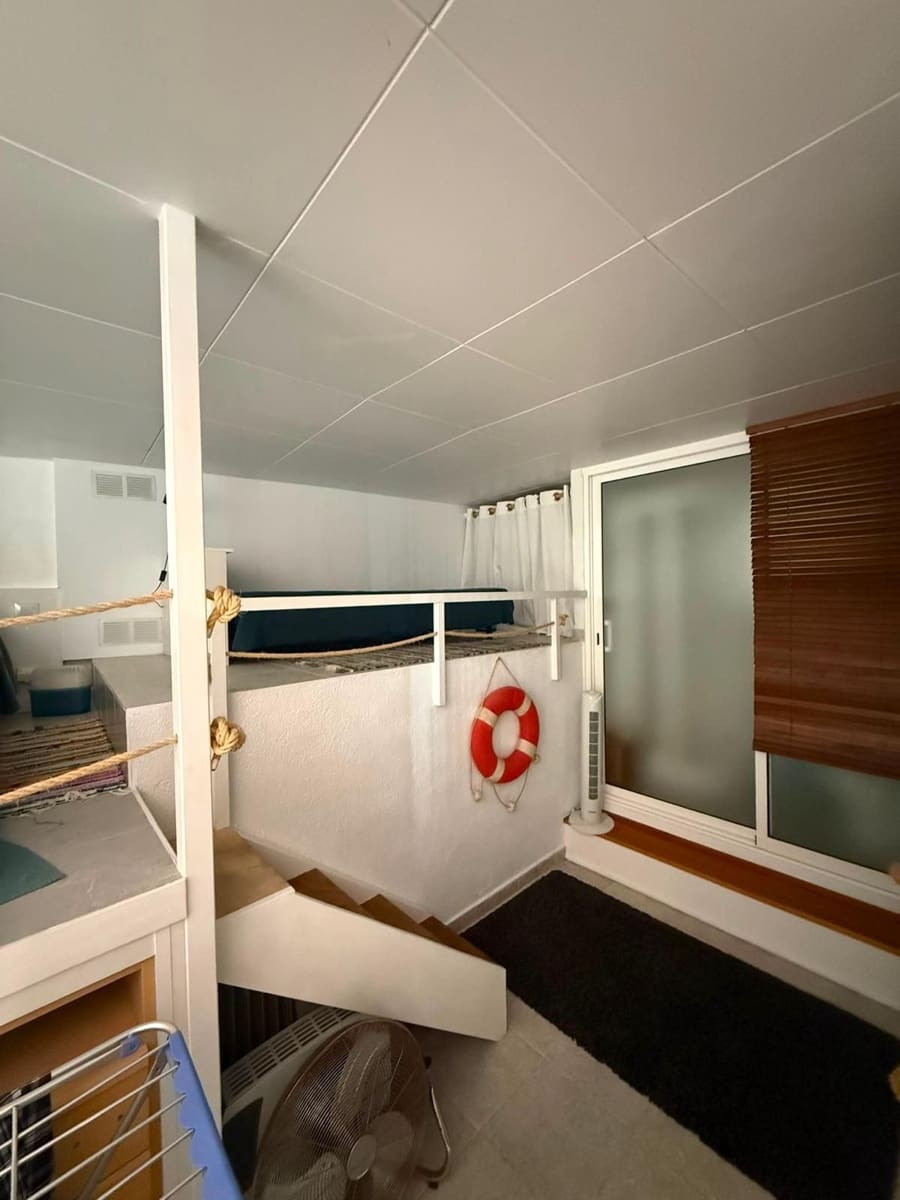 2 soverom Leilighet til salgs i Roses med garasje - € 265 000 (Ref: 10048738)
