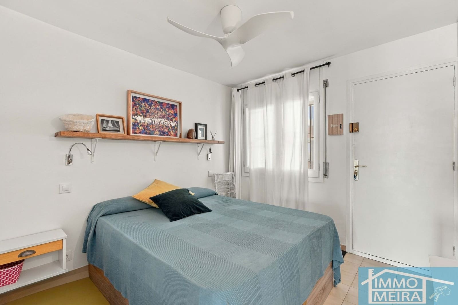 2 bedroom Apartment for sale in Roses with garage - € 265,000 (Ref: 10048738)