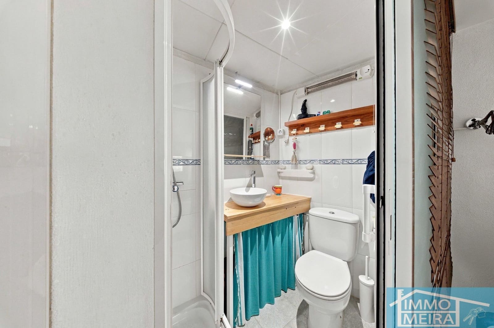 2 bedroom Apartment for sale in Roses with garage - € 265,000 (Ref: 10048738)