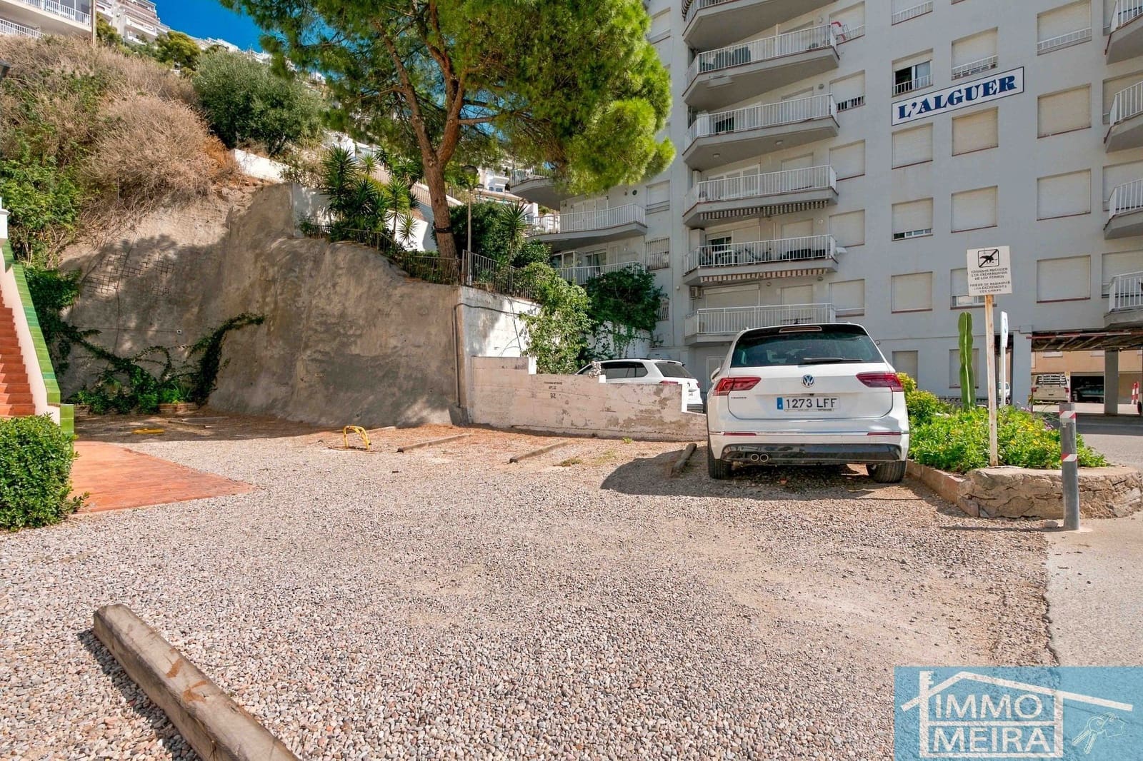2 bedroom Apartment for sale in Roses with garage - € 265,000 (Ref: 10048738)