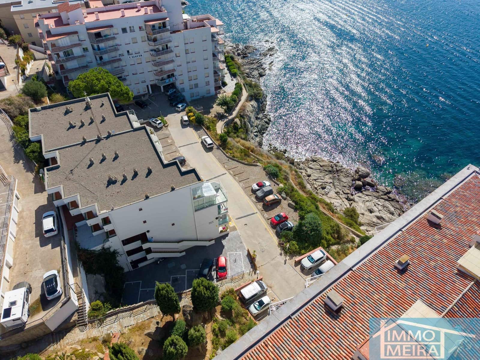2 bedroom Apartment for sale in Roses with garage - € 265,000 (Ref: 10048738)