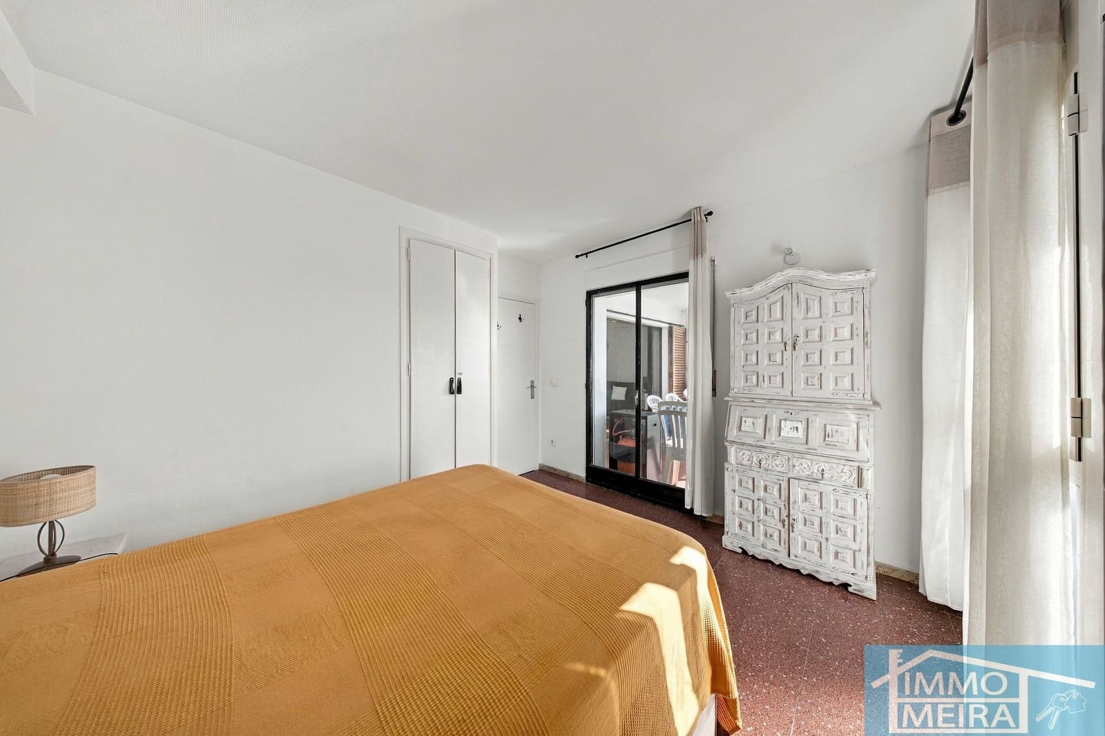 3 Zimmer Apartment zu verkaufen in Roses mit Pool Garage - 410.000 € (Ref: 10074907)