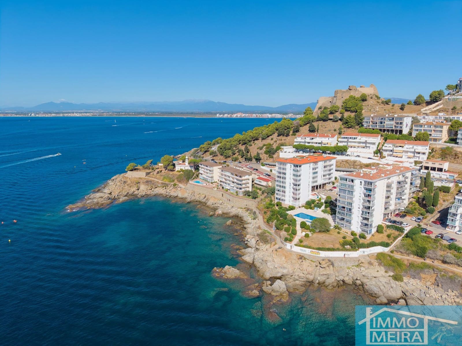 3 Zimmer Apartment zu verkaufen in Roses mit Pool Garage - 410.000 € (Ref: 10074907)