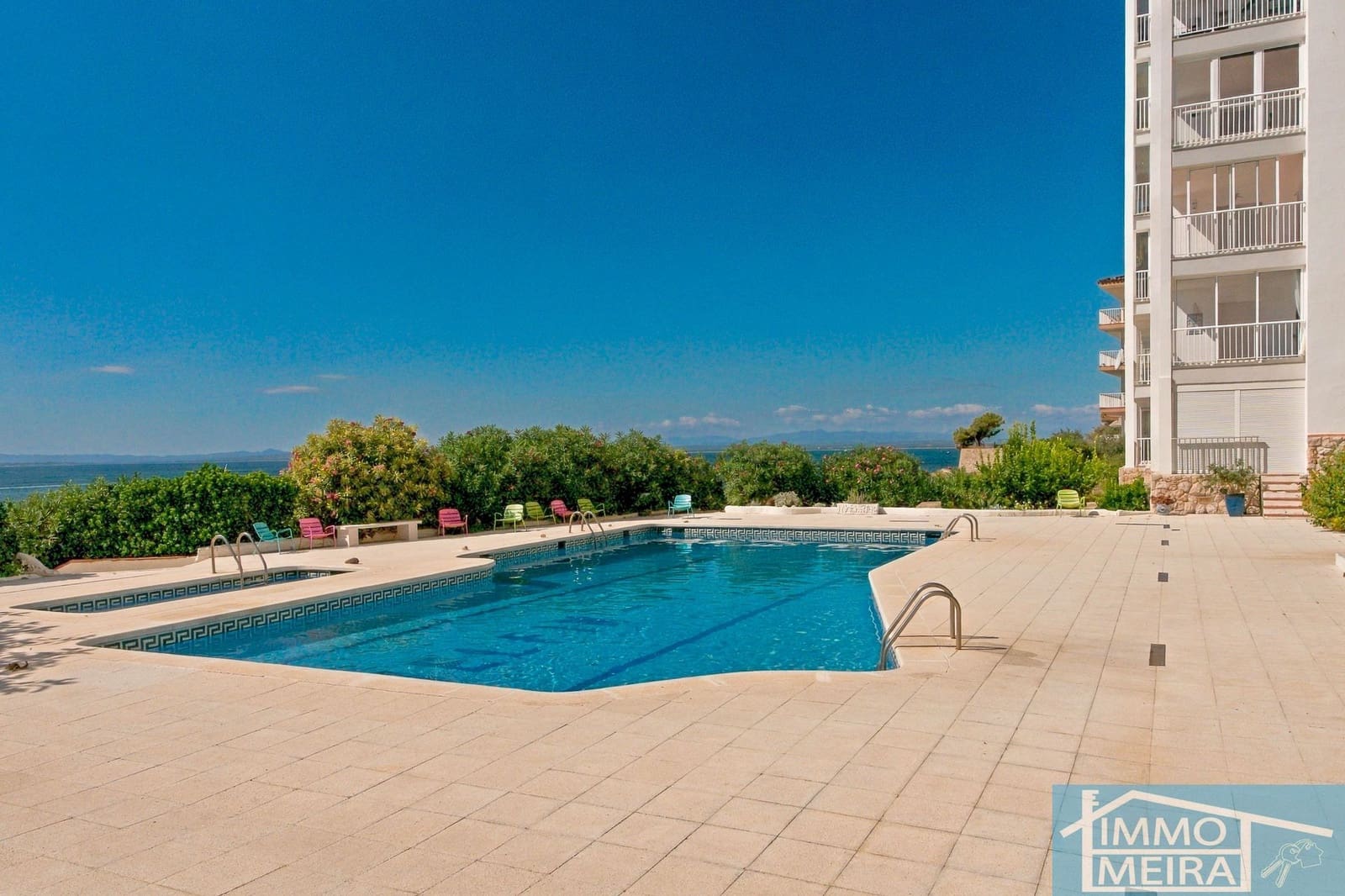 3 Zimmer Apartment zu verkaufen in Roses mit Pool Garage - 410.000 € (Ref: 10074907)