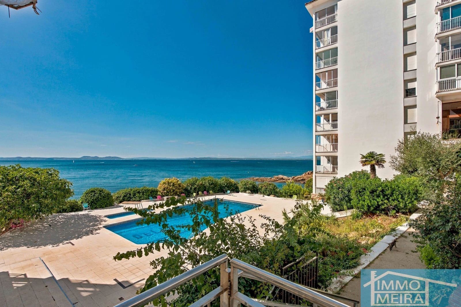 3 Zimmer Apartment zu verkaufen in Roses mit Pool Garage - 410.000 € (Ref: 10074907)
