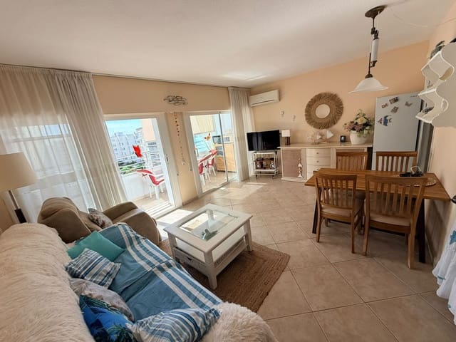 Apartamento de 2 habitaciones en Roses en venta con piscina garaje - 220.000 € (Ref: 10090102)
