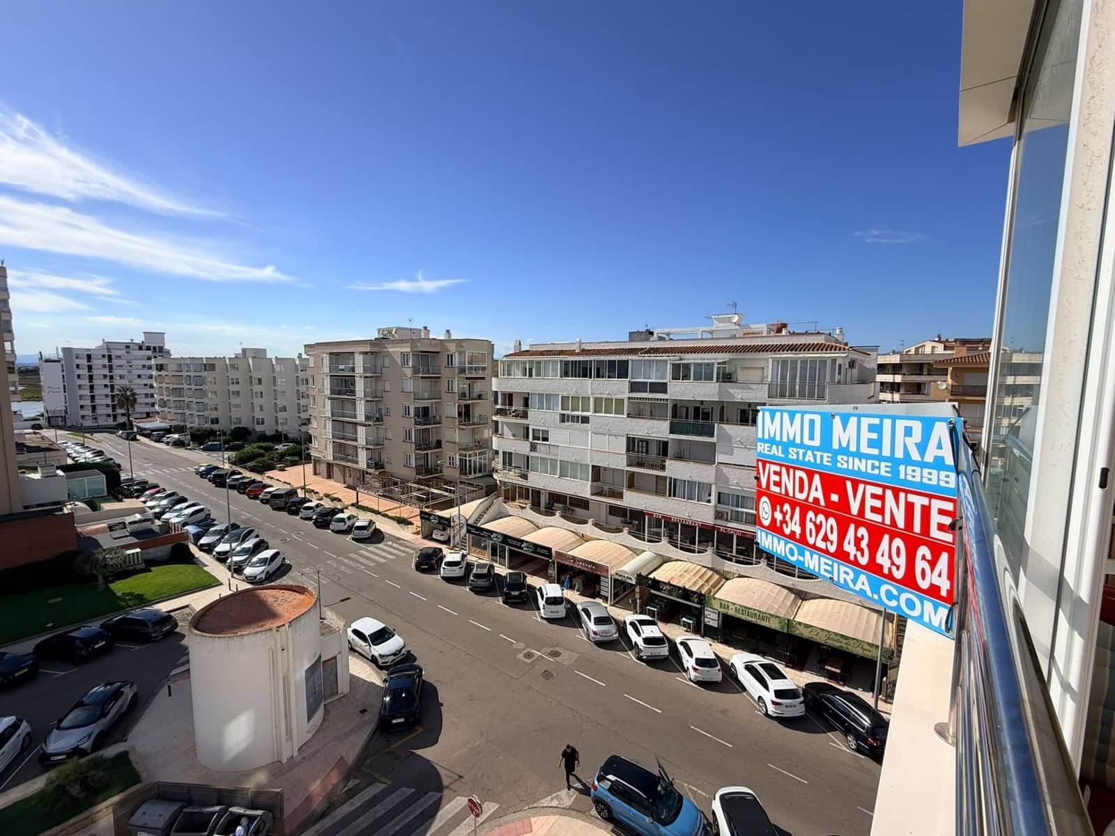 Apartamento de 2 habitaciones en Roses en venta con piscina garaje - 220.000 € (Ref: 10090102)