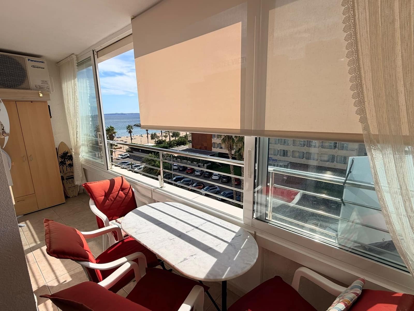 Apartamento de 2 habitaciones en Roses en venta con piscina garaje - 220.000 € (Ref: 10090102)