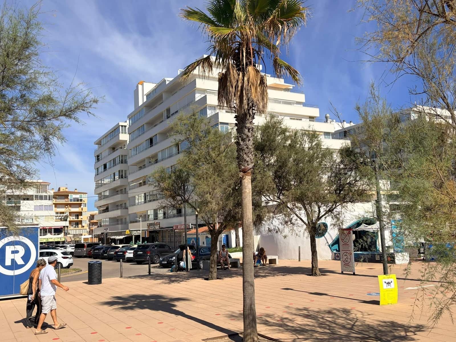 Apartamento de 2 habitaciones en Roses en venta con piscina garaje - 220.000 € (Ref: 10090102)