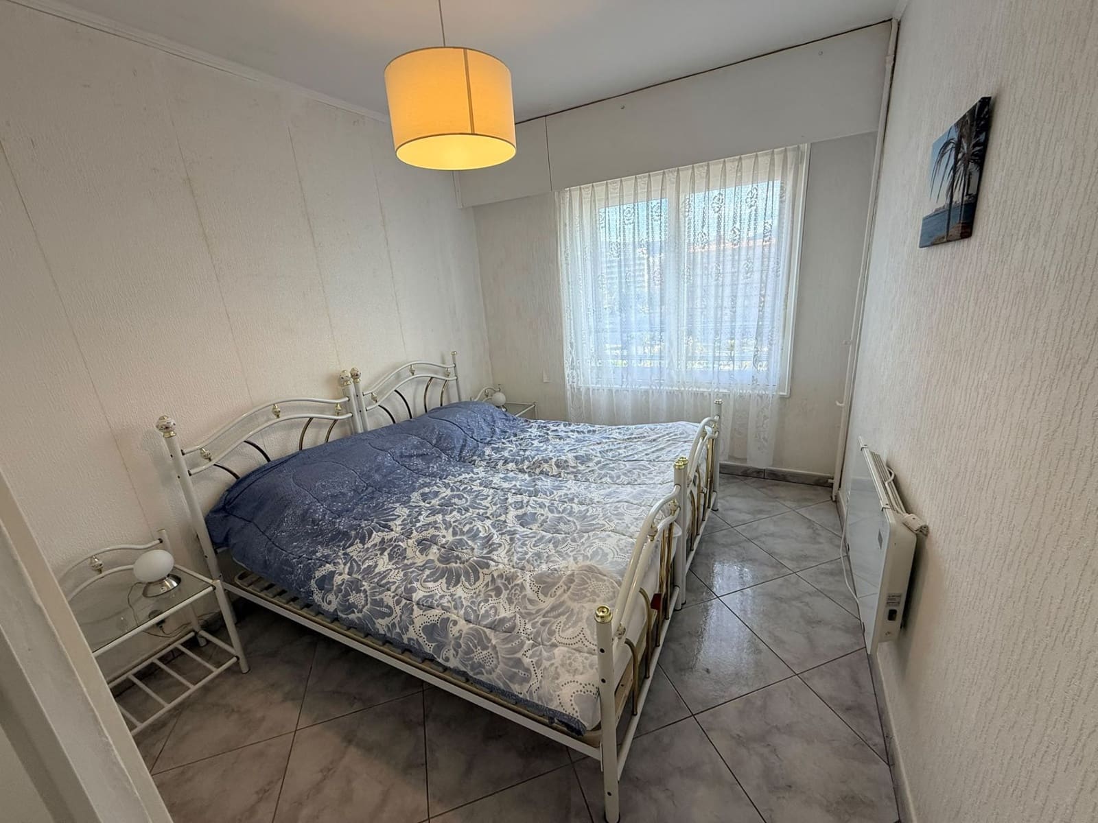 2 makuuhuone Huoneisto myytävänä paikassa Roses mukana uima-altaan 
autotalli - 210 000 € (Ref: 10094208)