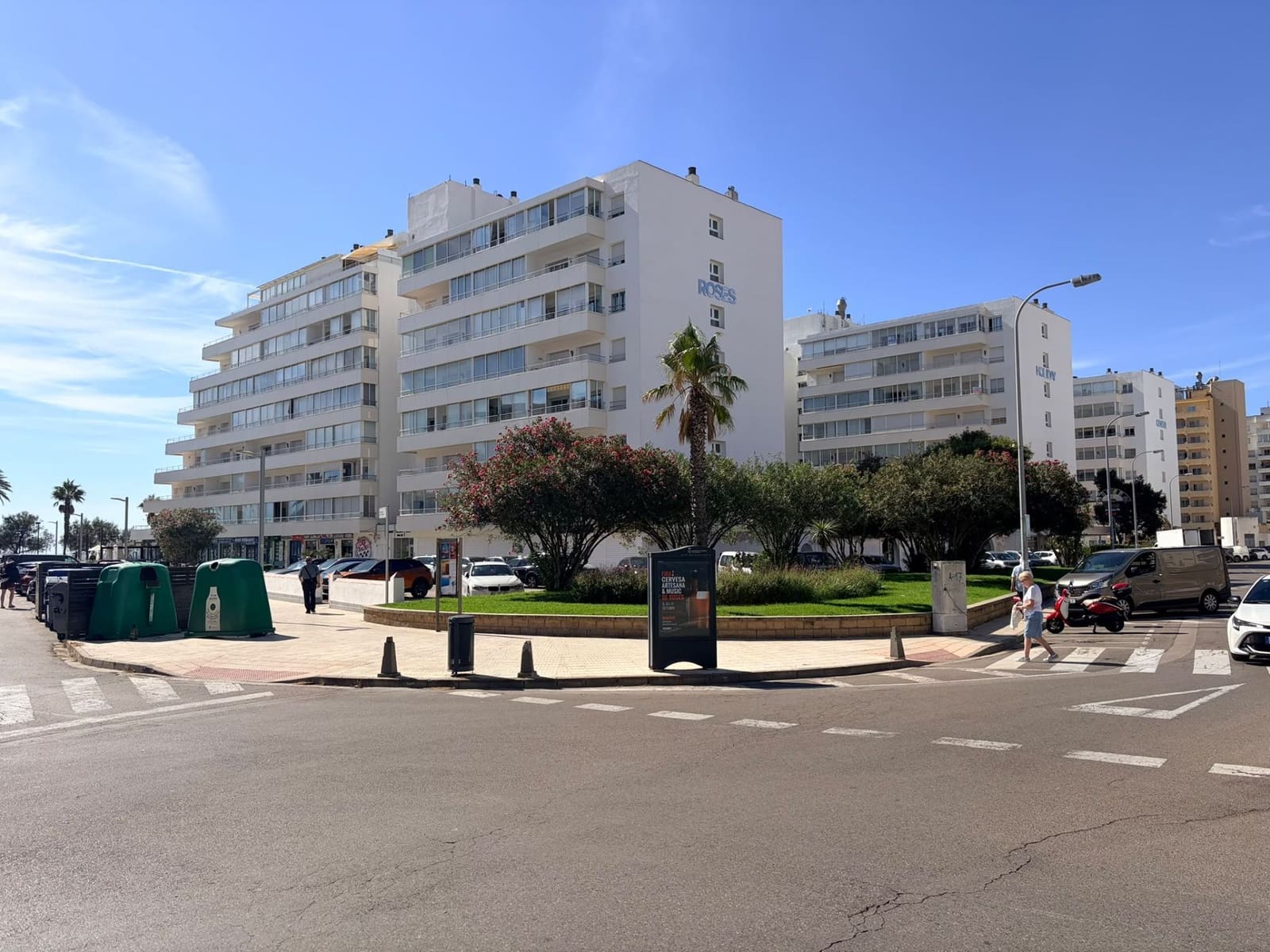 2 makuuhuone Huoneisto myytävänä paikassa Roses mukana uima-altaan 
autotalli - 210 000 € (Ref: 10094208)