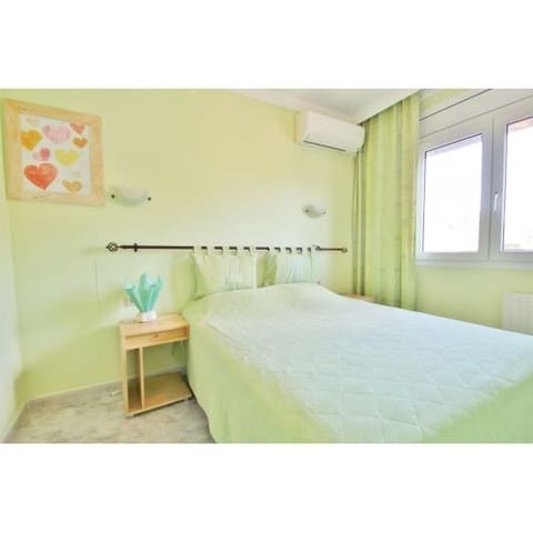 3 bedroom Villa for sale in Roses with pool garage - € 1,190,000 (Ref: 6281723)