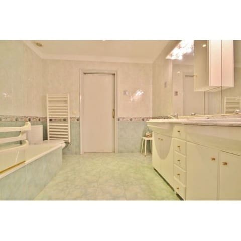 3 bedroom Villa for sale in Roses with pool garage - € 1,190,000 (Ref: 6281723)