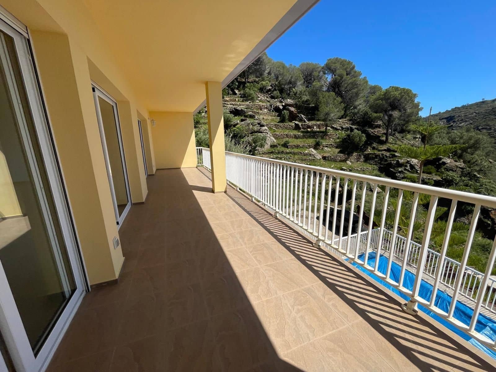 3 soveværelse Villa til salg i Roses med swimmingpool garage - € 750.000 (Ref: 8528953)