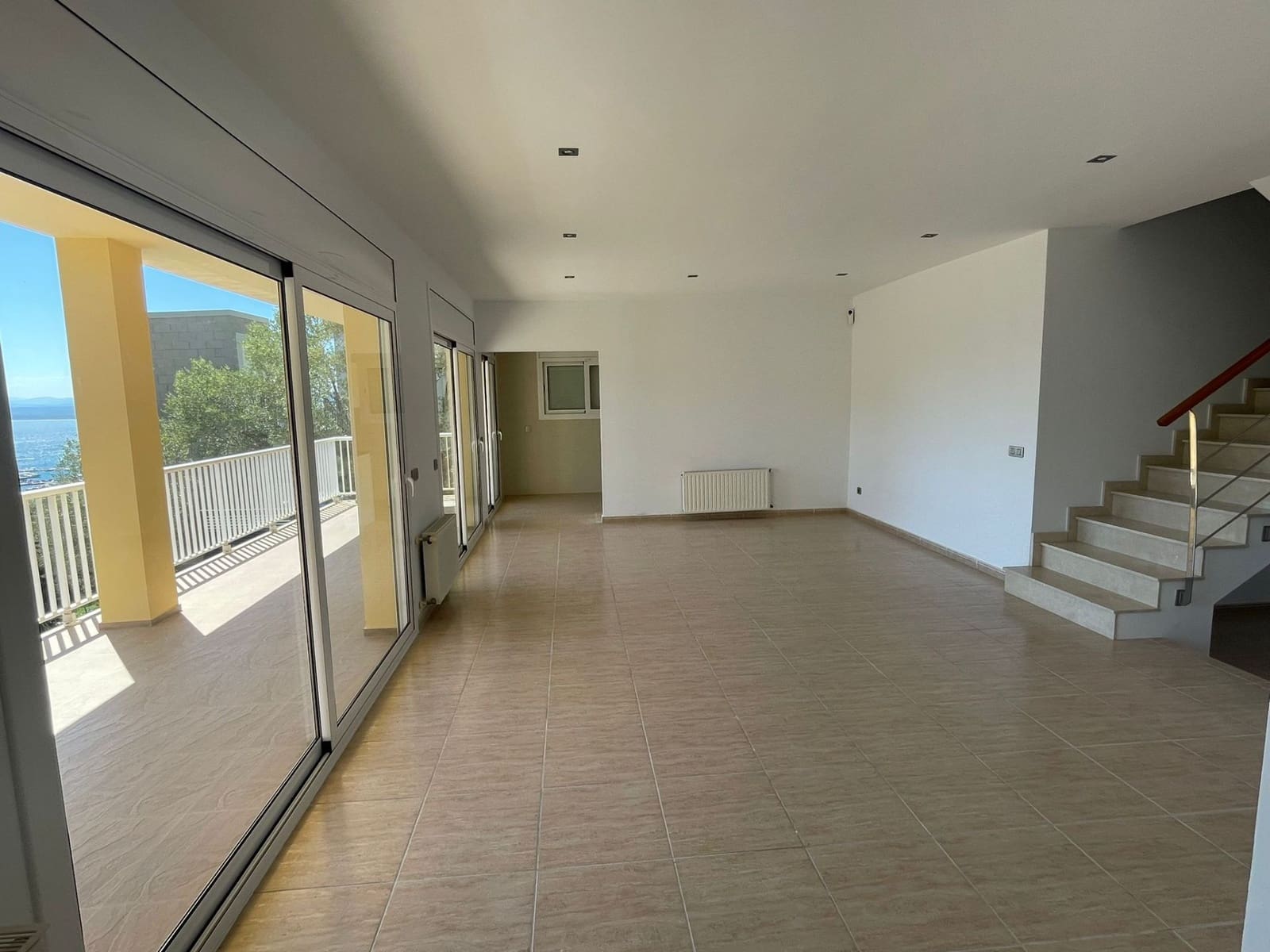 3 soveværelse Villa til salg i Roses med swimmingpool garage - € 750.000 (Ref: 8528953)