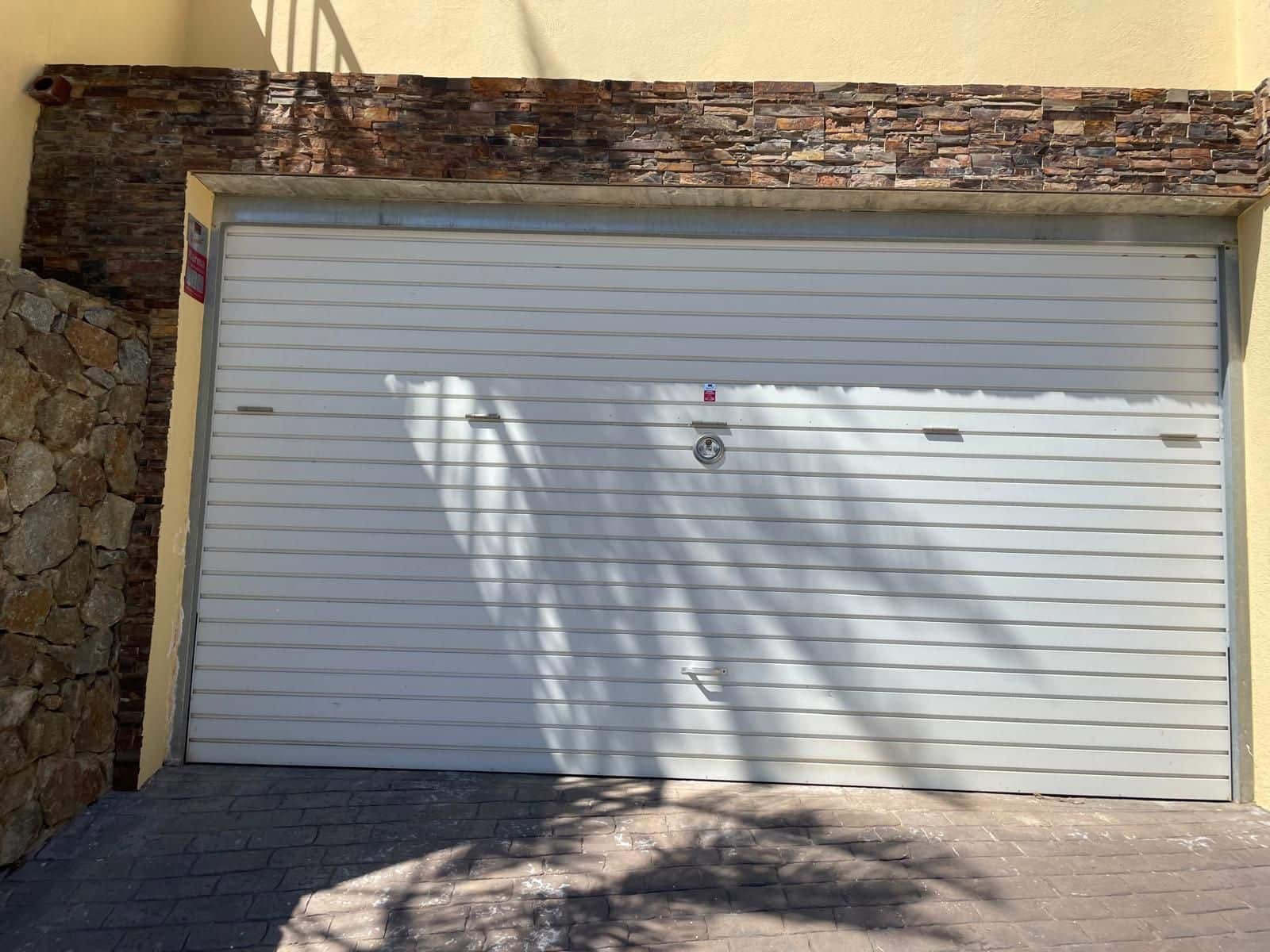 3 soveværelse Villa til salg i Roses med swimmingpool garage - € 750.000 (Ref: 8528953)