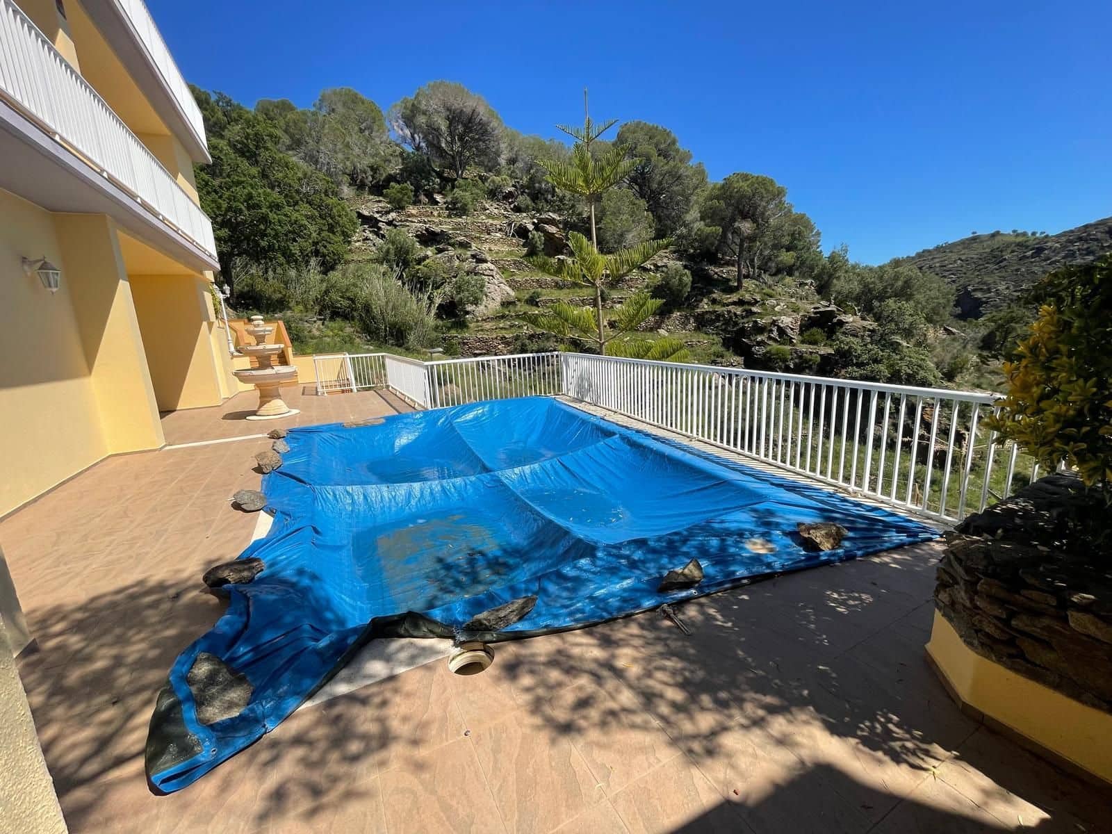 3 soveværelse Villa til salg i Roses med swimmingpool garage - € 750.000 (Ref: 8528953)