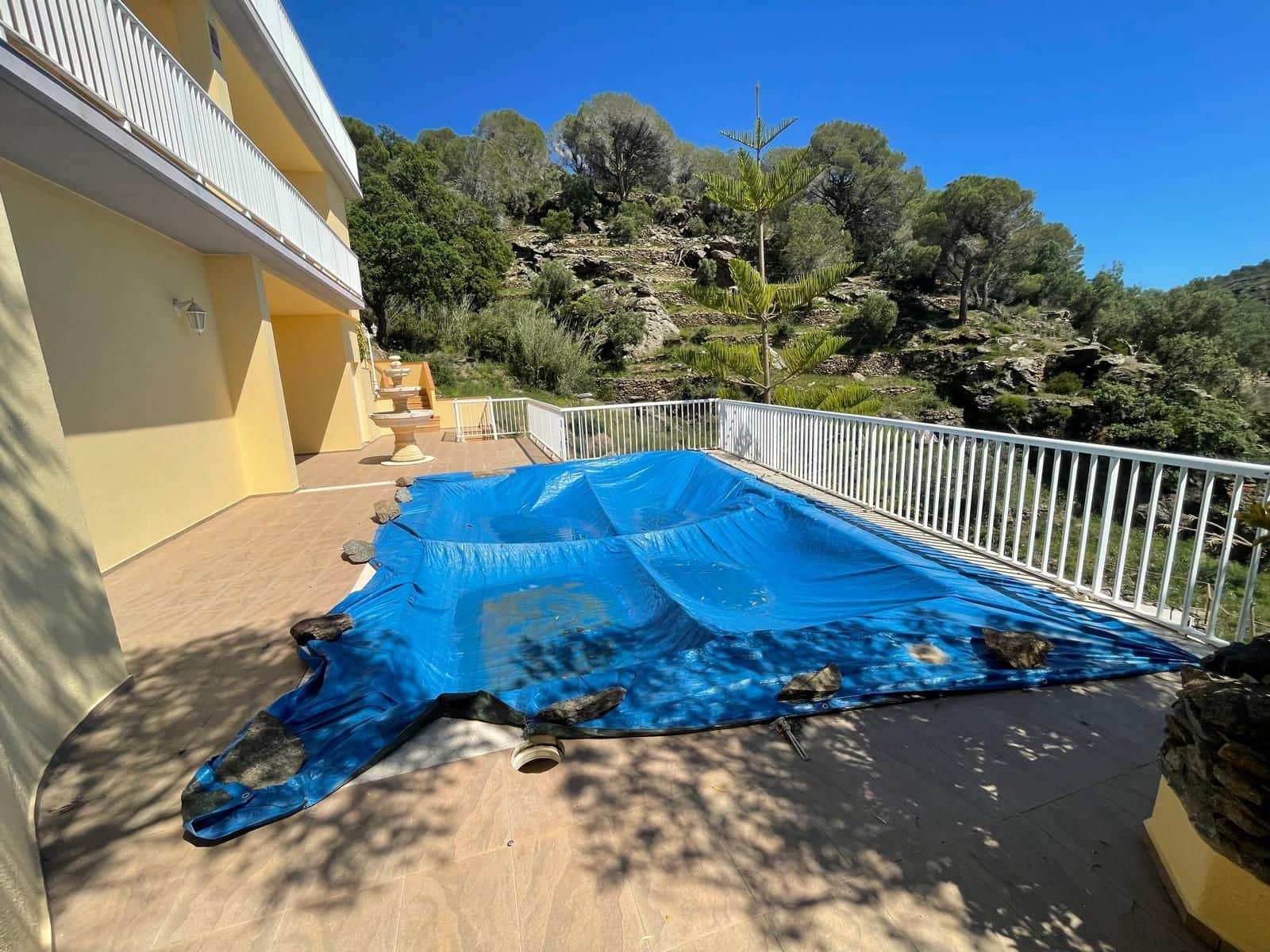 3 soveværelse Villa til salg i Roses med swimmingpool garage - € 750.000 (Ref: 8528953)