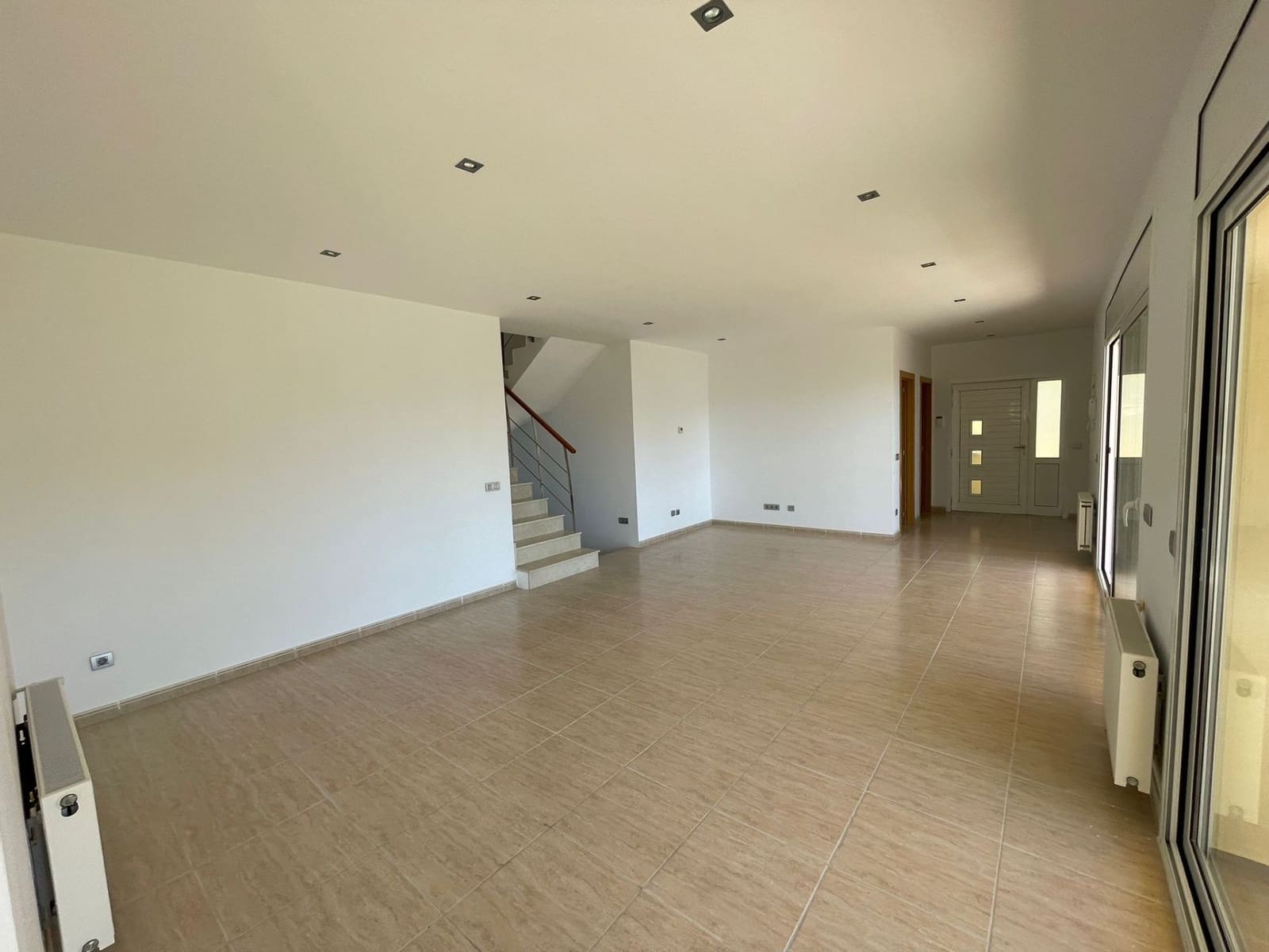 3 soveværelse Villa til salg i Roses med swimmingpool garage - € 750.000 (Ref: 8528953)