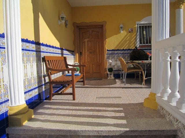 4 bedroom Villa for sale in Empuriabrava with pool garage - € 593,500 (Ref: 8528956)