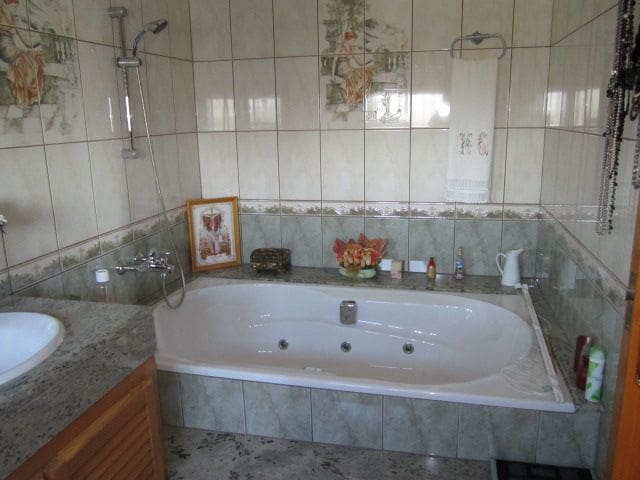 4 bedroom Villa for sale in Empuriabrava with pool garage - € 593,500 (Ref: 8528956)