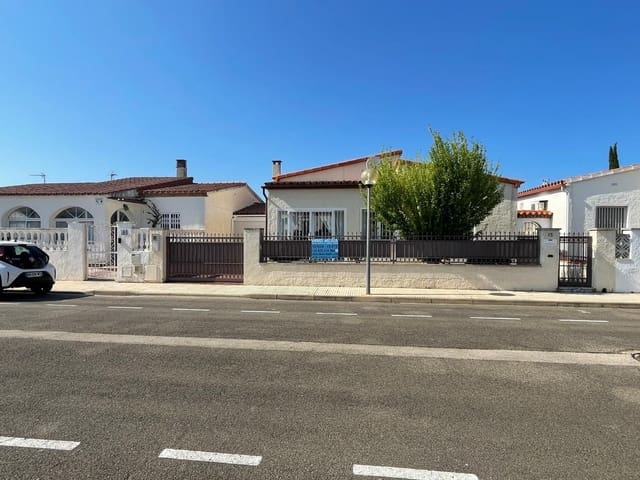 2 soverom Villa til salgs i Roses med garasje - € 299 000 (Ref: 9113821)
