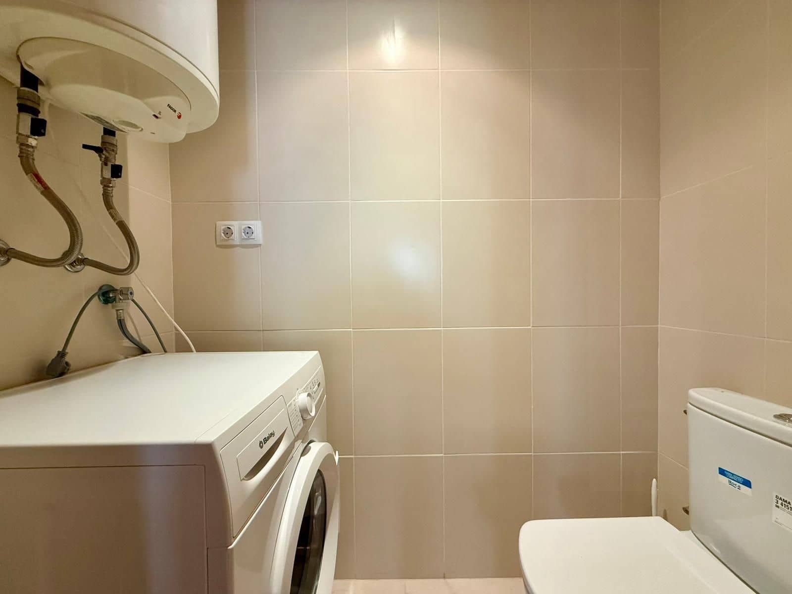 1 bedroom Apartment for sale in Roses with pool garage - € 189,000 (Ref: 9415496)