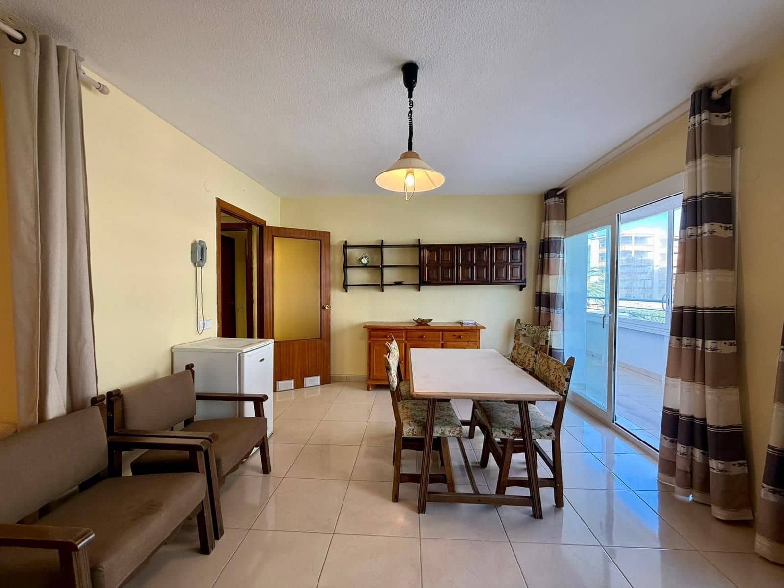 1 bedroom Apartment for sale in Roses with pool garage - € 189,000 (Ref: 9415496)