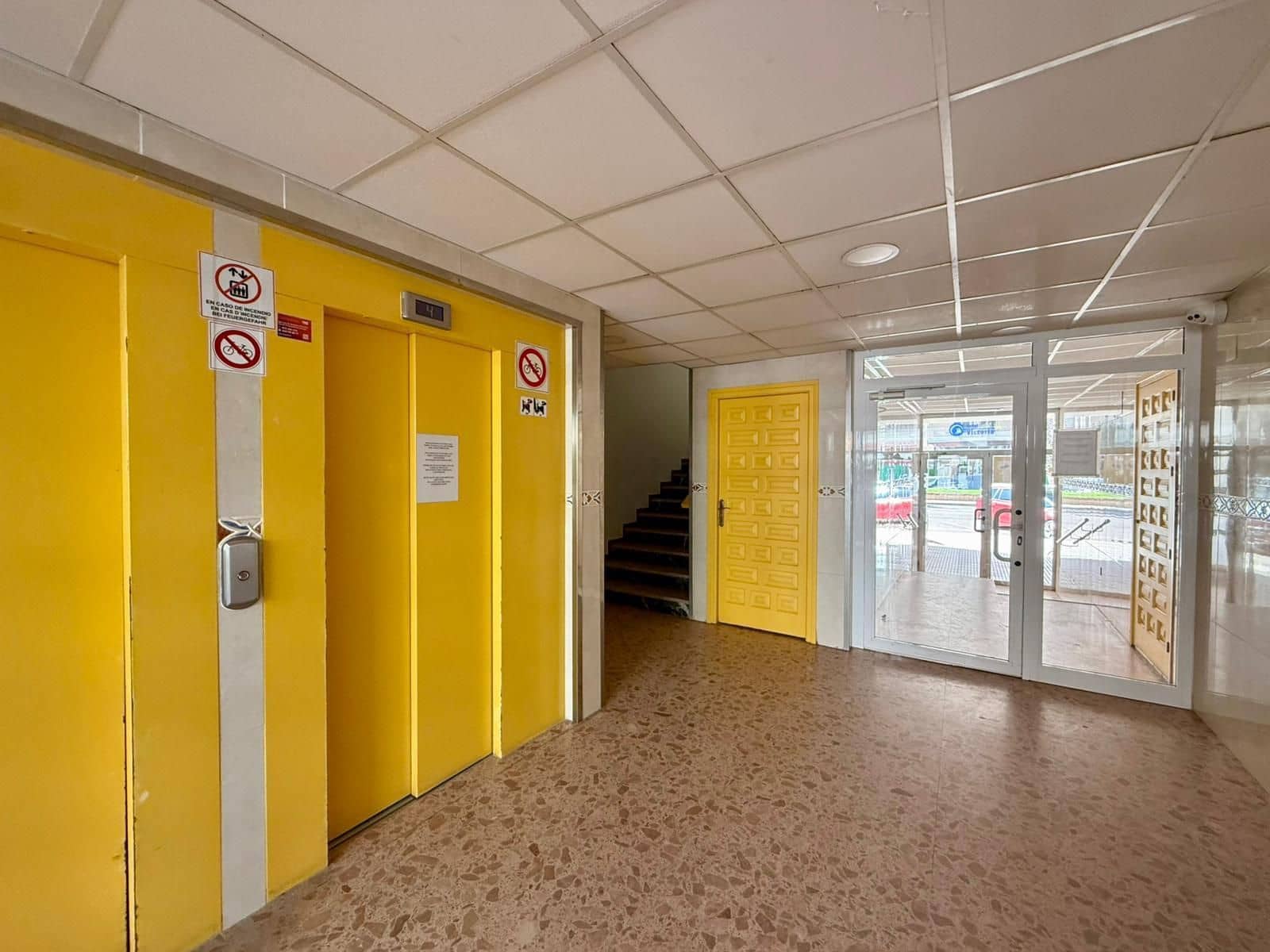 1 bedroom Apartment for sale in Roses with pool garage - € 189,000 (Ref: 9415496)