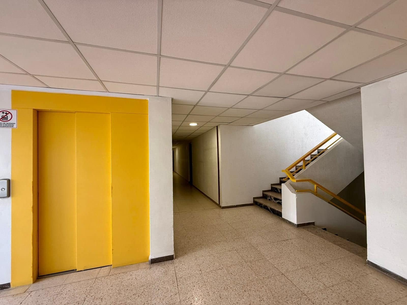 1 bedroom Apartment for sale in Roses with pool garage - € 189,000 (Ref: 9415496)