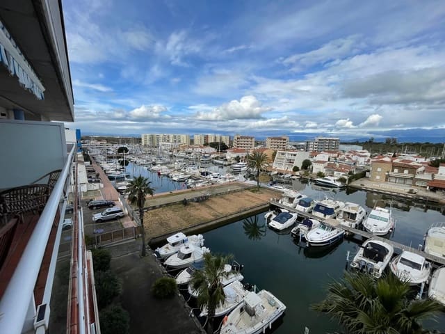 2 slaapkamer Appartement te koop in Santa Margarida, Roses met zwembad - € 230.000 (Ref: 9436743)