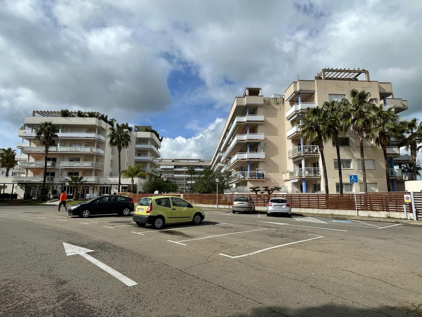 2 slaapkamer Appartement te koop in Roses met zwembad - € 229.500 (Ref: 9436743)