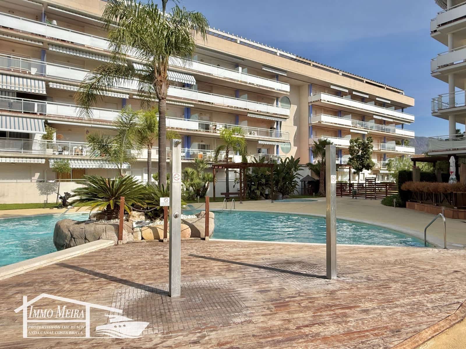 2 slaapkamer Appartement te koop in Roses met zwembad - € 229.500 (Ref: 9436743)