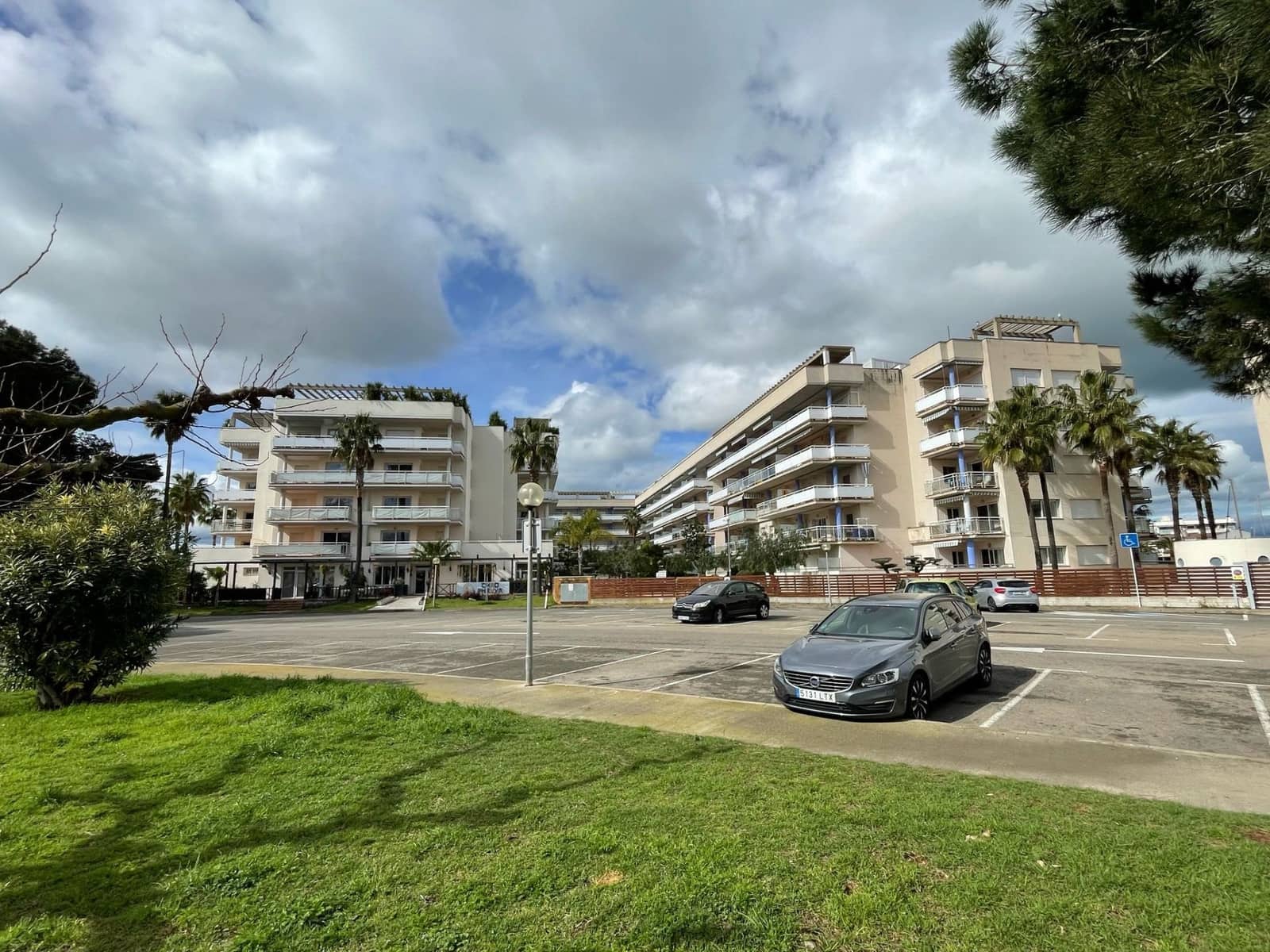 2 slaapkamer Appartement te koop in Roses met zwembad - € 229.500 (Ref: 9436743)