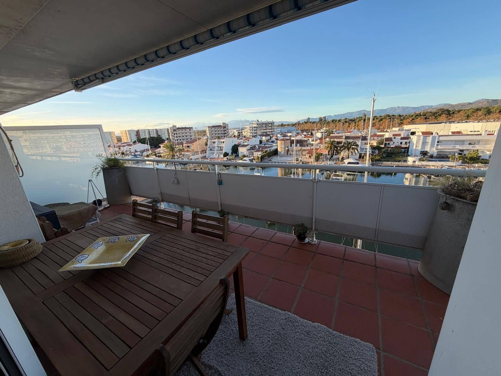 2 slaapkamer Appartement te koop in Roses met zwembad - € 229.500 (Ref: 9436743)