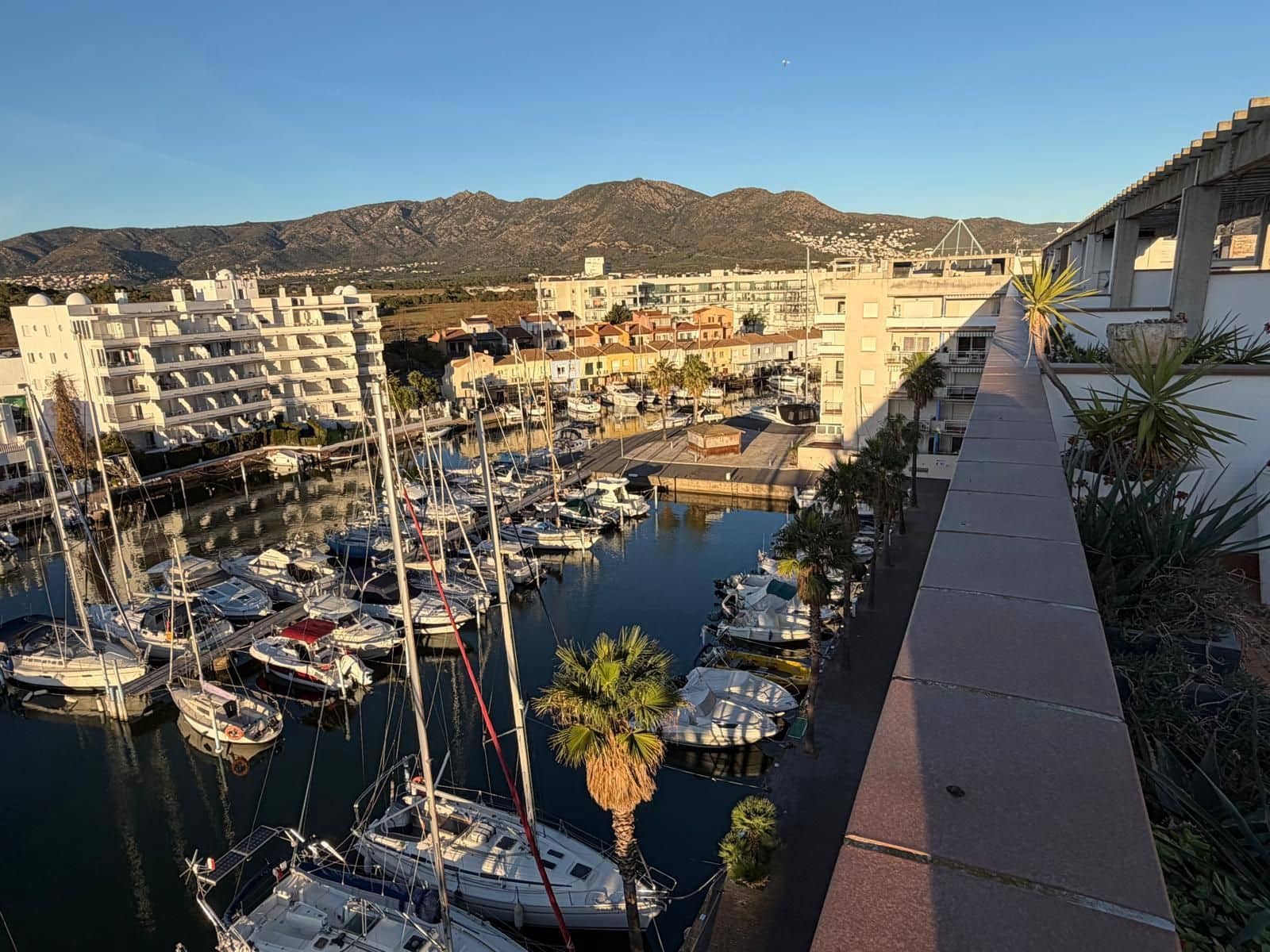 2 slaapkamer Appartement te koop in Roses met zwembad - € 229.500 (Ref: 9436743)