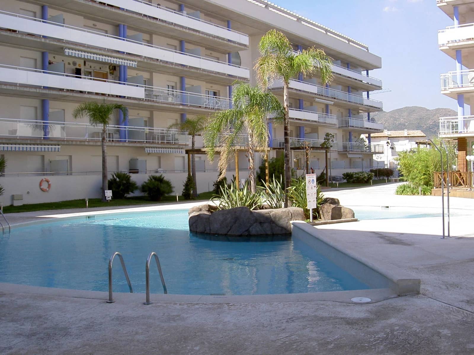 2 slaapkamer Appartement te koop in Roses met zwembad - € 229.500 (Ref: 9436743)