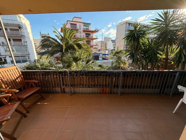 2 slaapkamer Appartement te koop in Santa Margarida, Roses met garage - € 175.000 (Ref: 9503873)