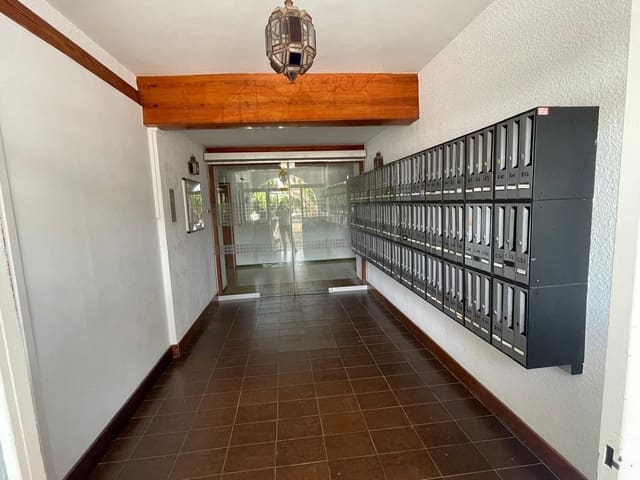 Apartamento de 1 habitación en Empuriabrava, Castelló d'Empúries en venta - 140.000 € (Ref: 9543079)