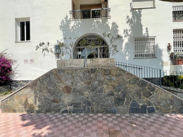 Apartamento de 1 habitación en Empuriabrava, Castelló d'Empúries en venta - 140.000 € (Ref: 9543079)