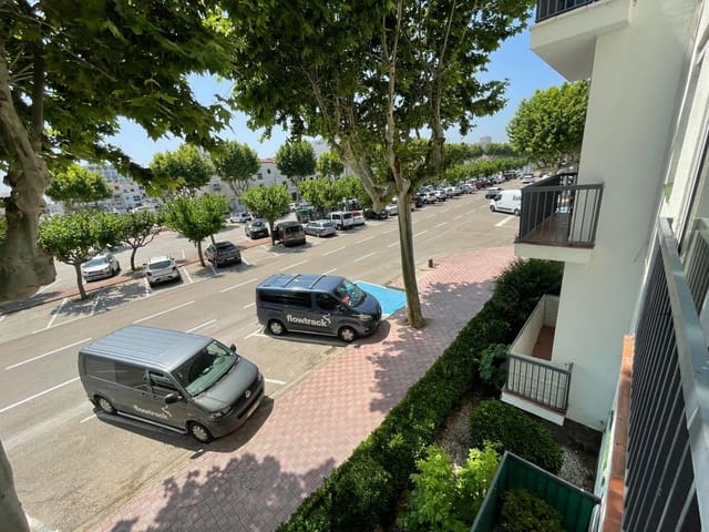 Apartamento de 1 habitación en Empuriabrava, Castelló d'Empúries en venta - 140.000 € (Ref: 9543079)