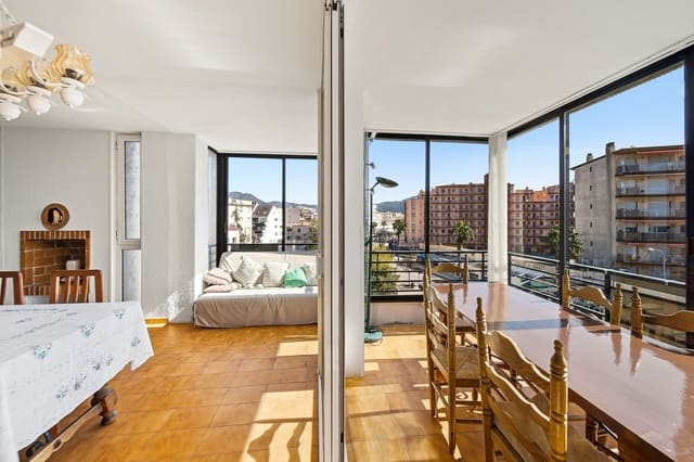 2 bedroom Apartment for sale in Roses with garage - € 310,000 (Ref: 9698141)