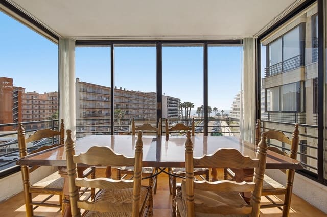 2 bedroom Apartment for sale in Roses with garage - € 310,000 (Ref: 9698141)