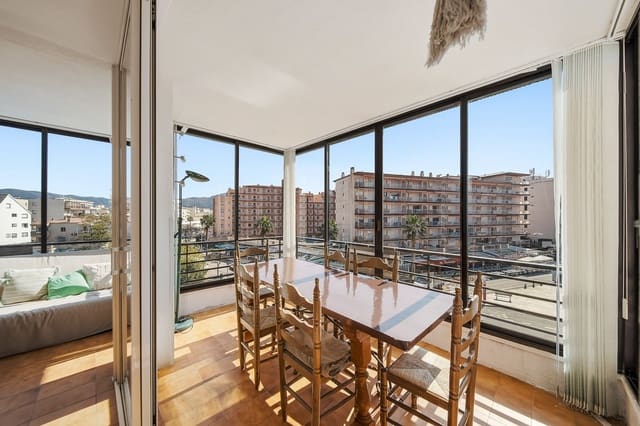 2 bedroom Apartment for sale in Roses with garage - € 310,000 (Ref: 9698141)