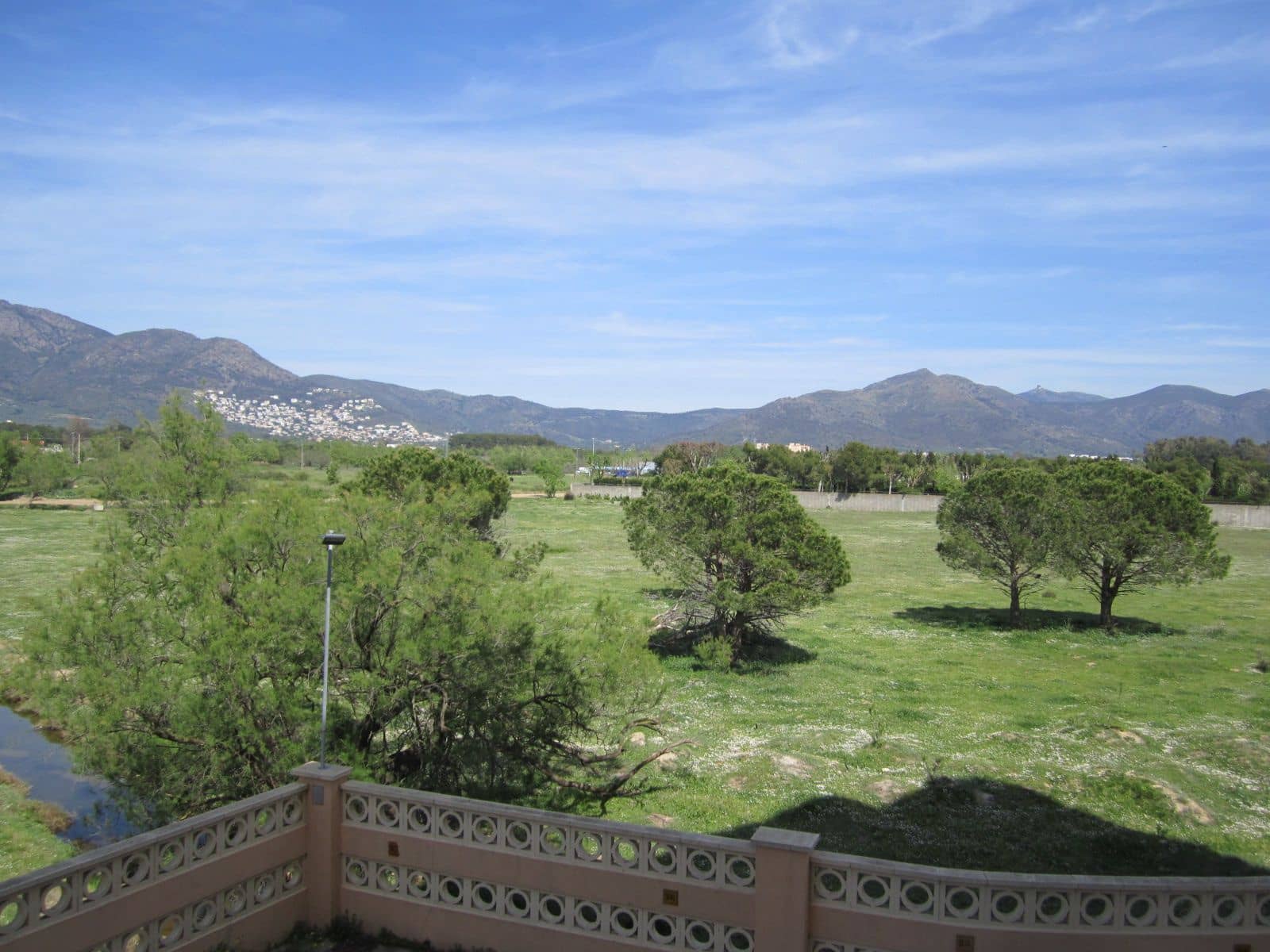 Studio till salu i Roses - 94 000 € (Ref: 9719516)