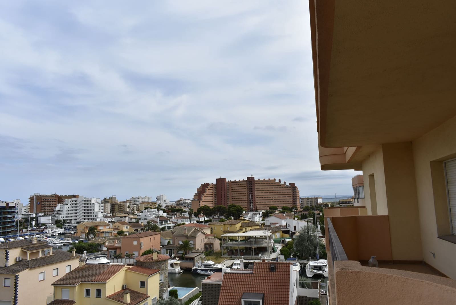 Studio till salu i Roses - 94 000 € (Ref: 9719516)